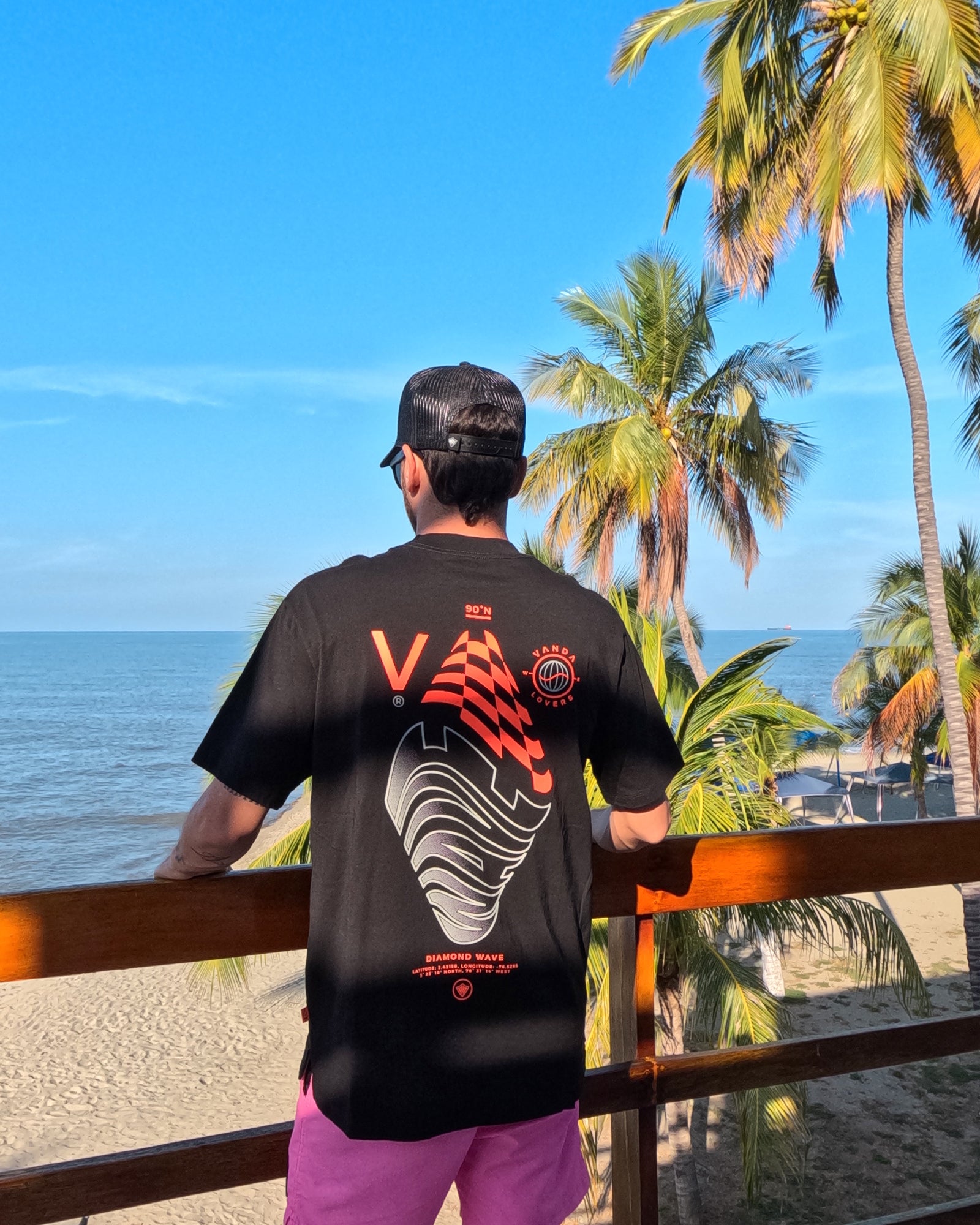 Camiseta Diamond Wave Black SN