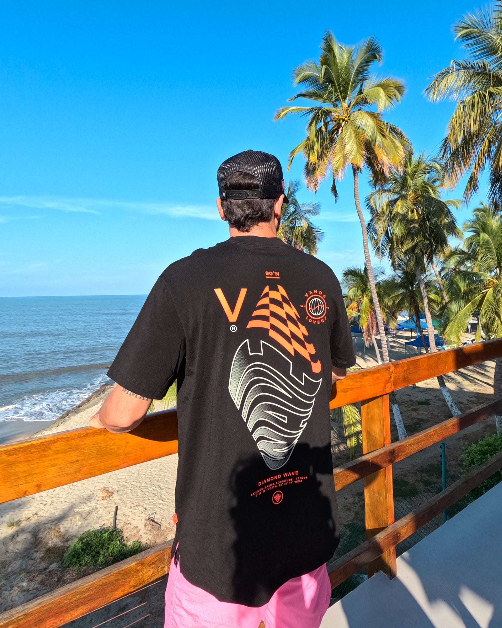 Camiseta Diamond Wave Black SN