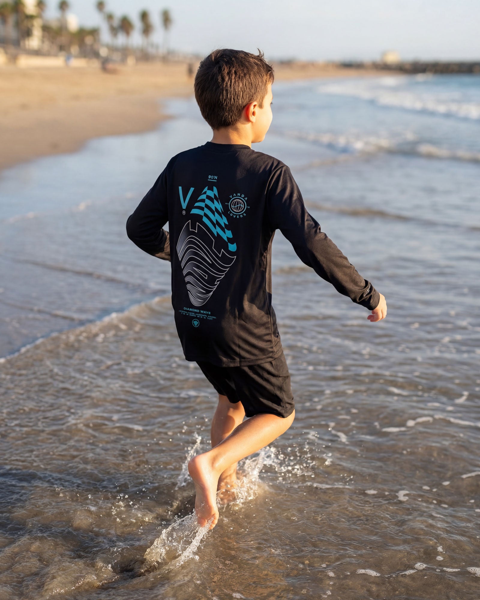 Camiseta Niño Solarproof Diamond Wave Black AZ