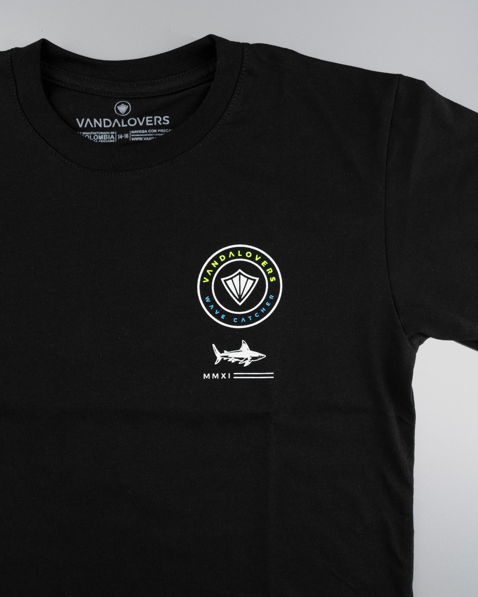 Camiseta Niño Wave Catcher Black AZYW