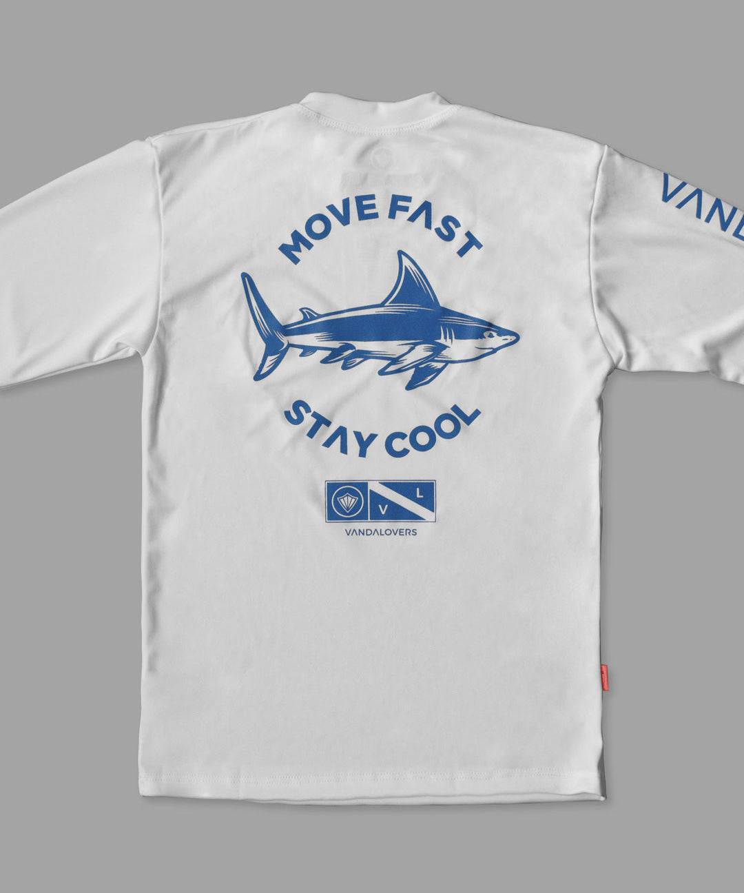 Camiseta-SolarProof-Shark-White-Posterior.jpg