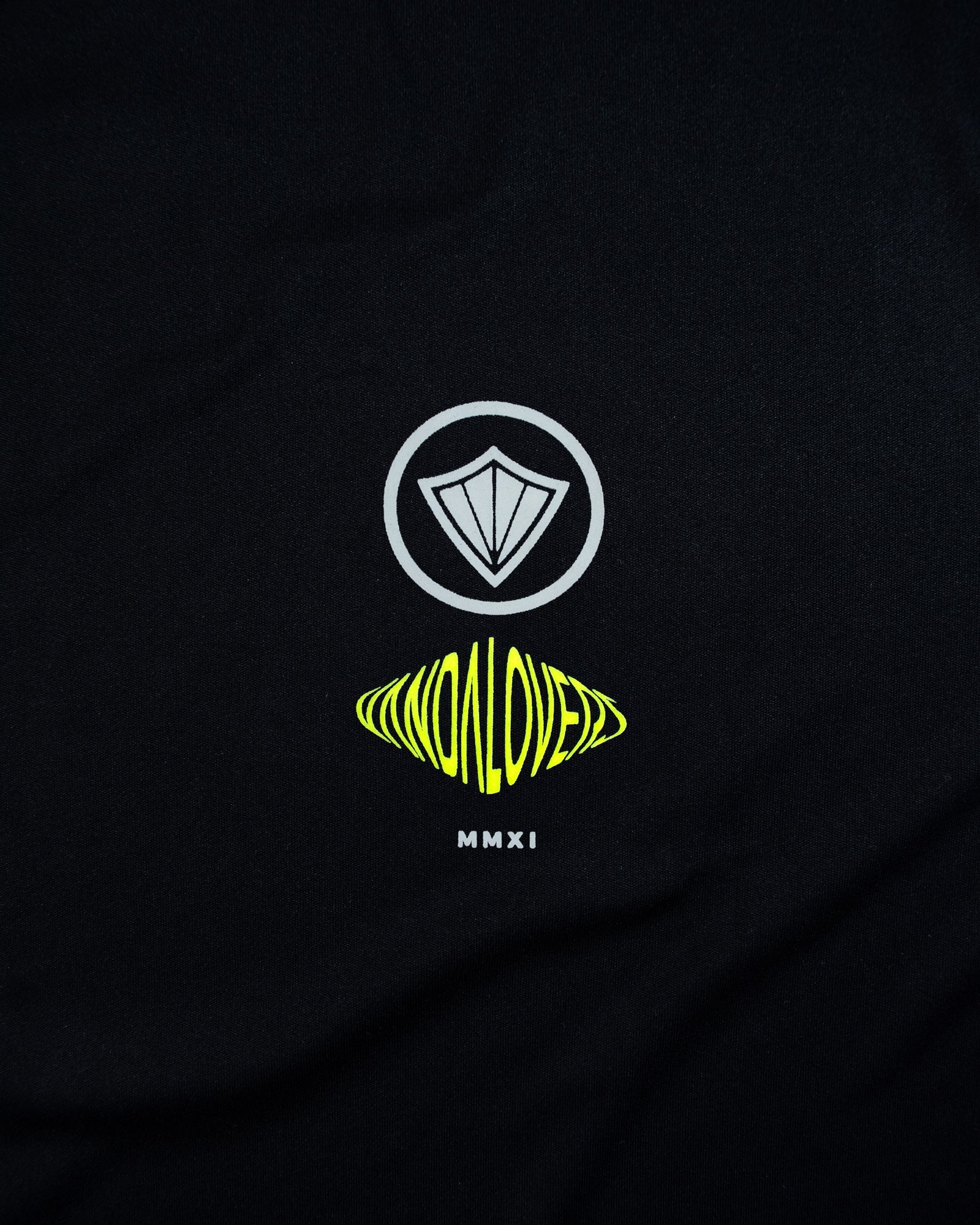 Camiseta Solarproof Morph Black YWAZ