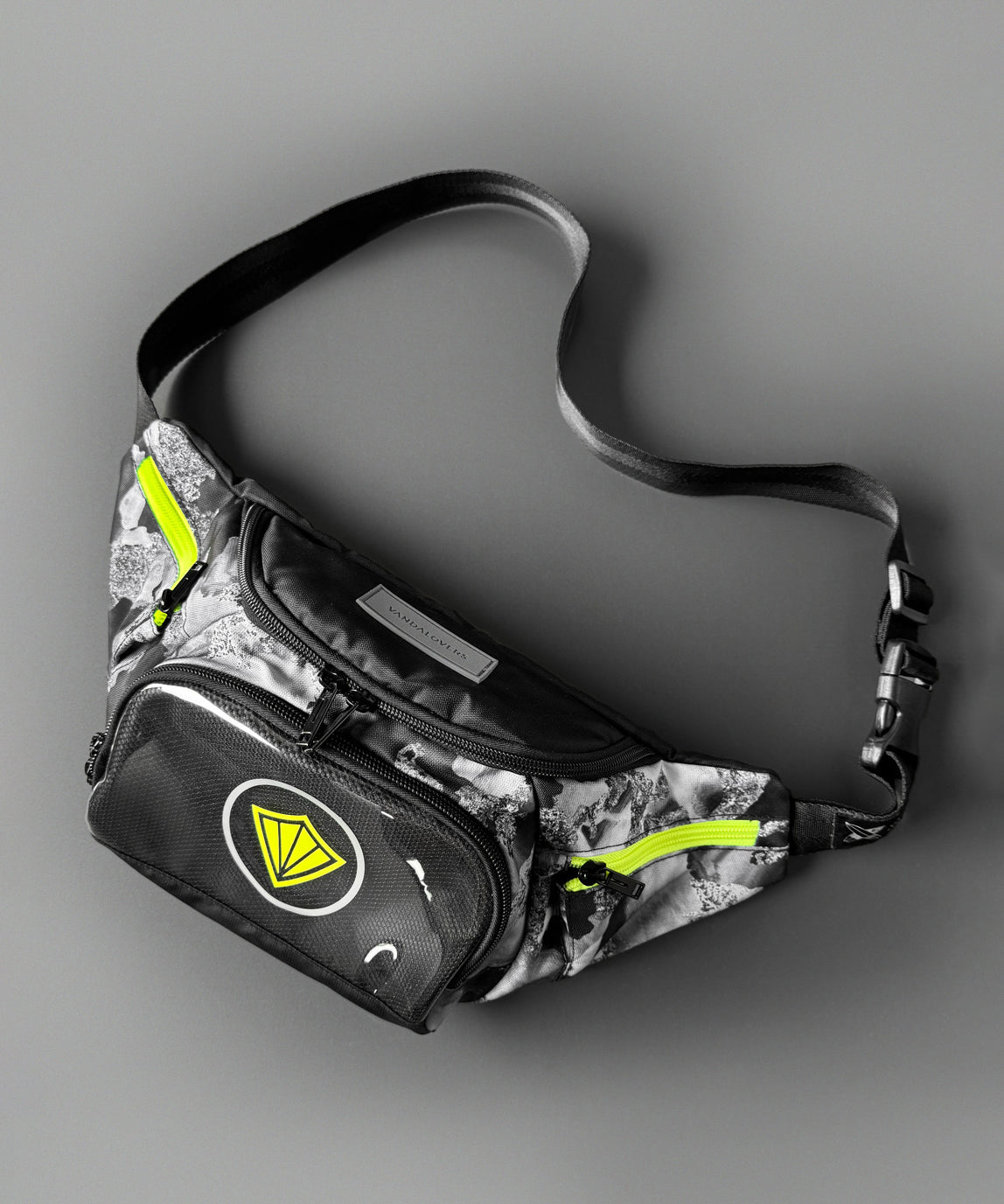 Canguro-Icon-Sea-Camo-YW-1080x1350_ca38002b-7d45-49c7-b731-38cebce06b62.jpg