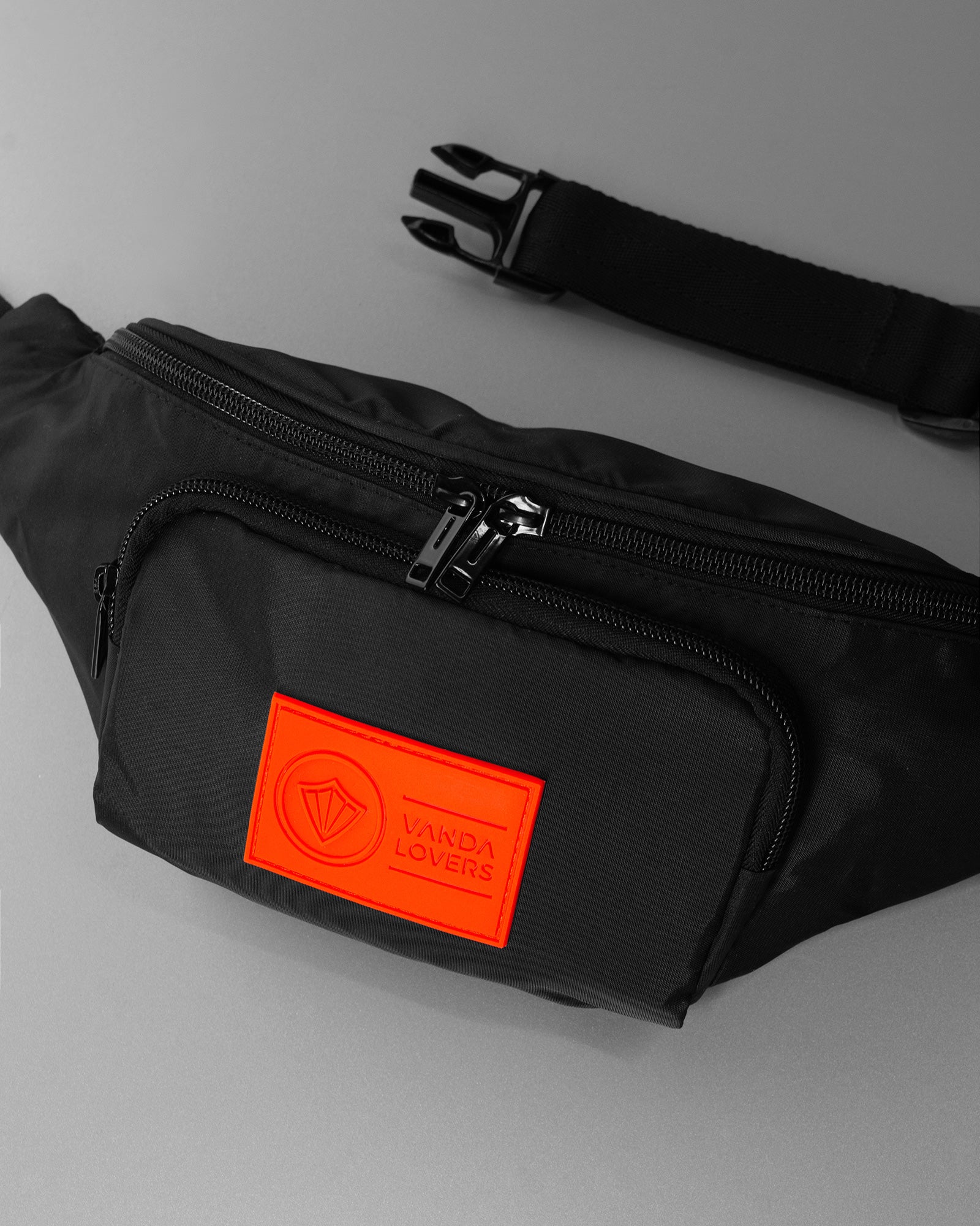 Canguro Levitate Black OG