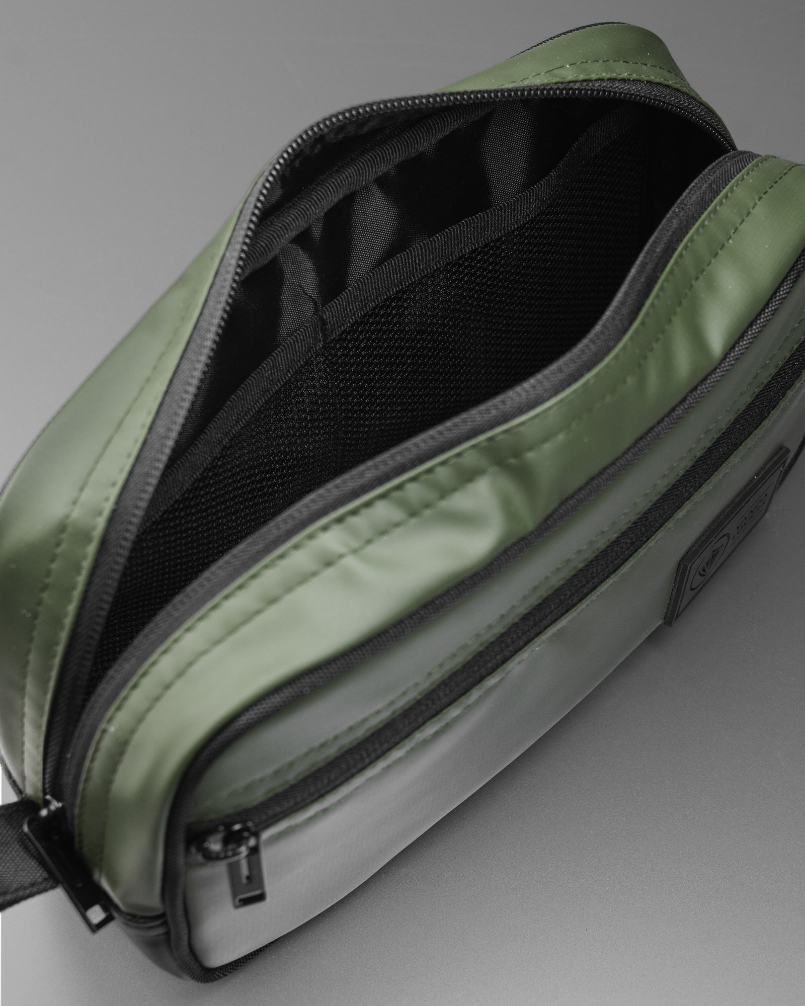 Estuche Travel Clasico Vertigo Green