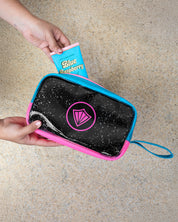 Estuche Viaje Travel Splash Supernova Blue Pink