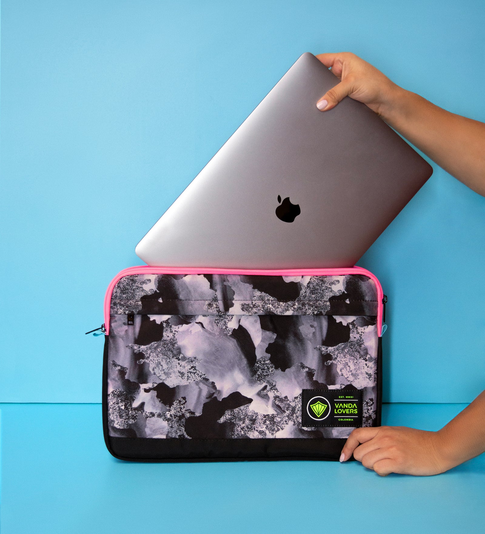 Funda-Portatil-Sea-Camo-Fun-Portatil-Color.jpg