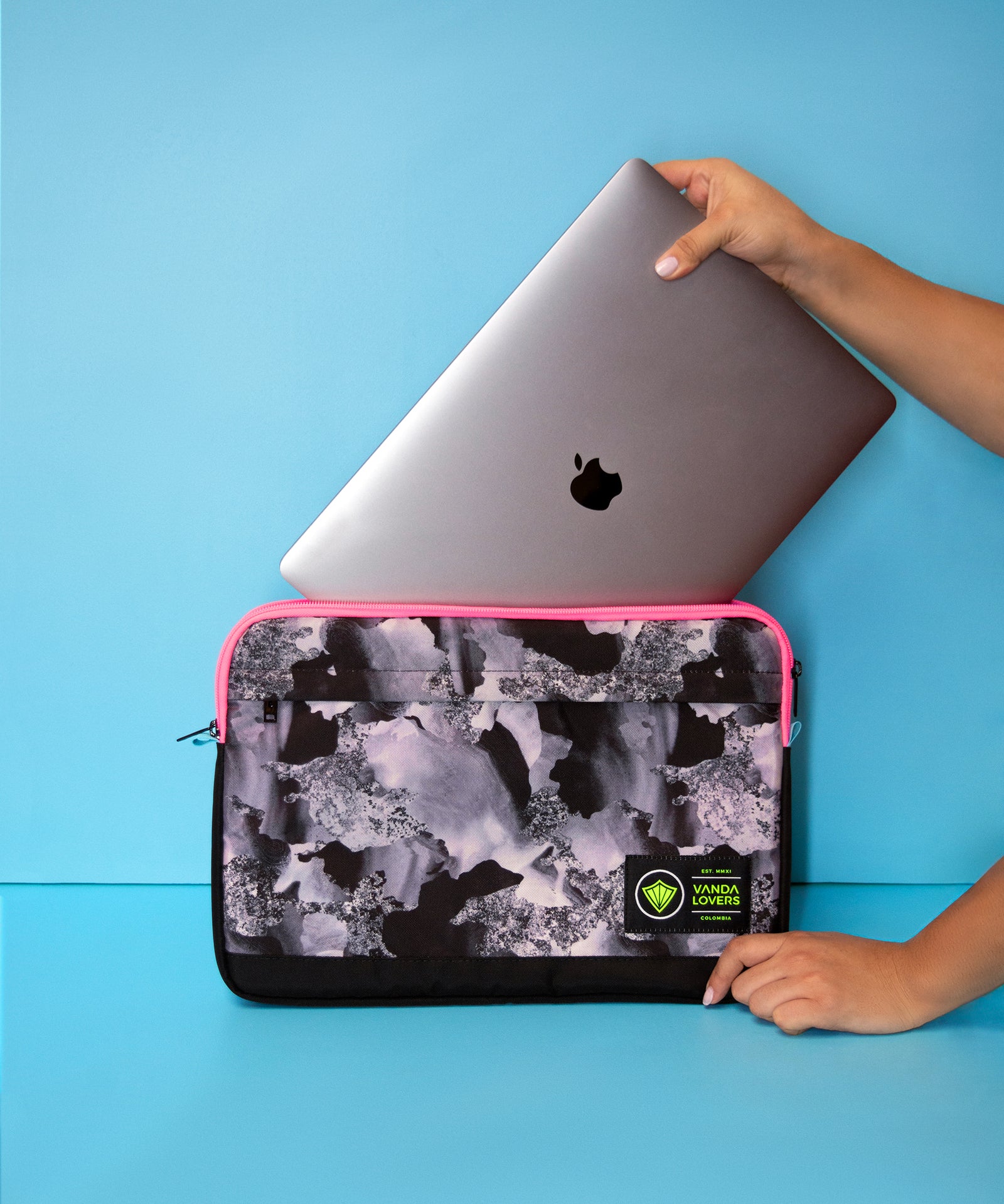 Funda-Portatil-Sea-Camo-Fun-Portatil-Color.jpg