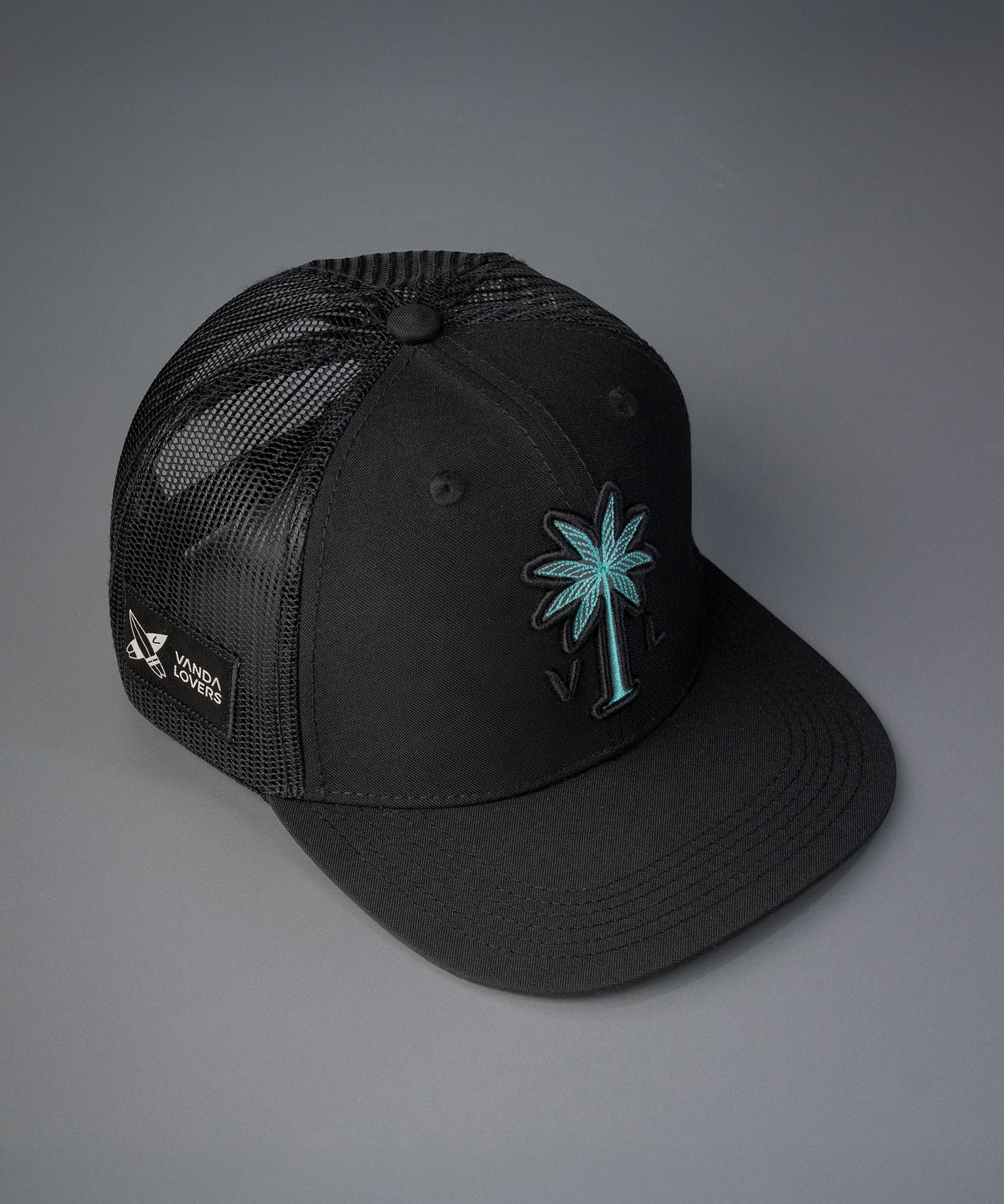 Gorra-Trucker-Venice-Aqua-6p-Diagonal-Superiores.jpg