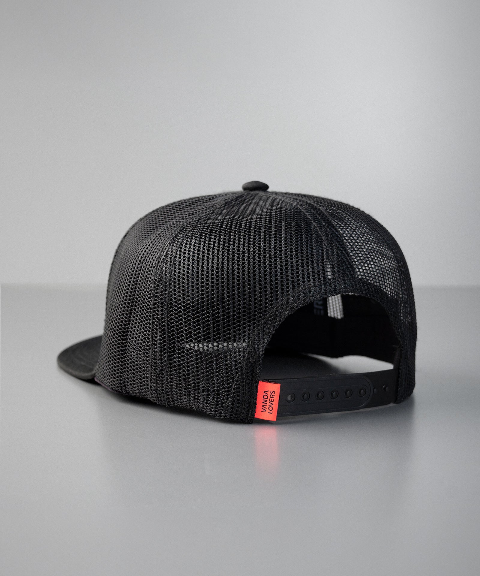 Gorra-Trucker-Venice-Gray-6P-Respaldo.jpg