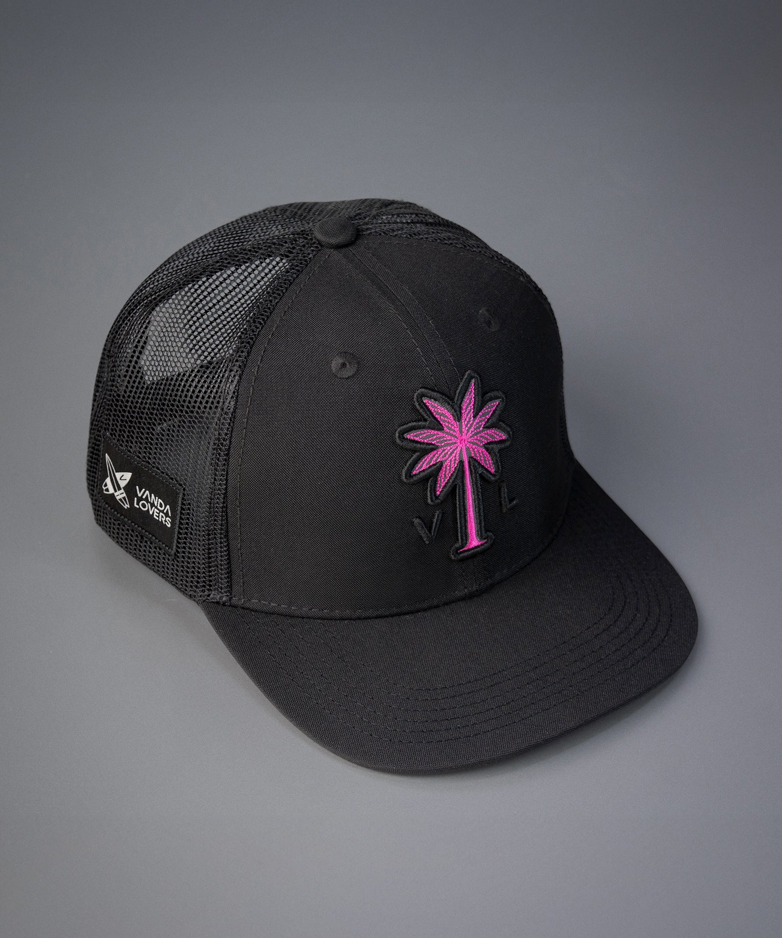 Gorra-Trucker-Venice-Pink-Diagonal-Superior.jpg