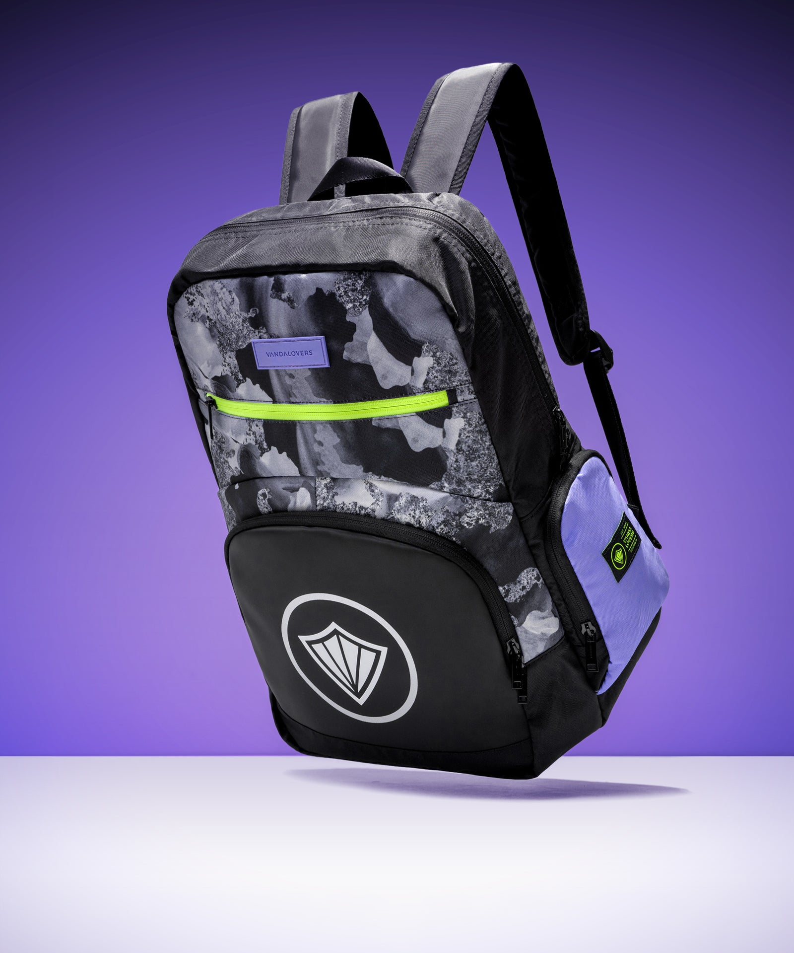 Icon-Ultra-Sea-Camo-Violet-BK-Diagonal-Flotante-Color_00ce542b-223f-4b07-a3cf-4595e9ab2a1c.jpg