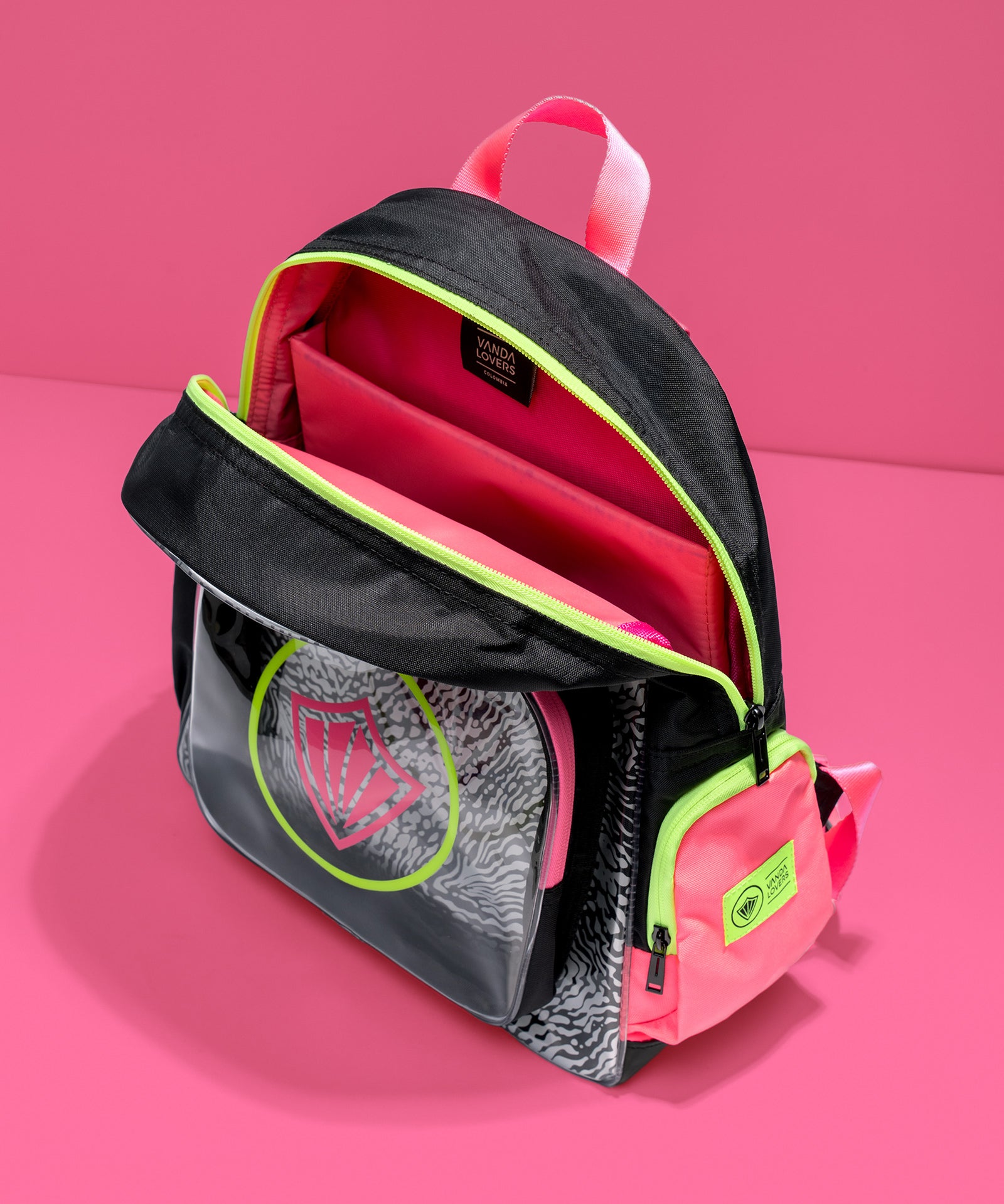 Mini-Plus-Animal-Groove-Black-Pink-YW-Detalle_ce608a23-808b-4017-83a6-d0e0da004e6c.jpg