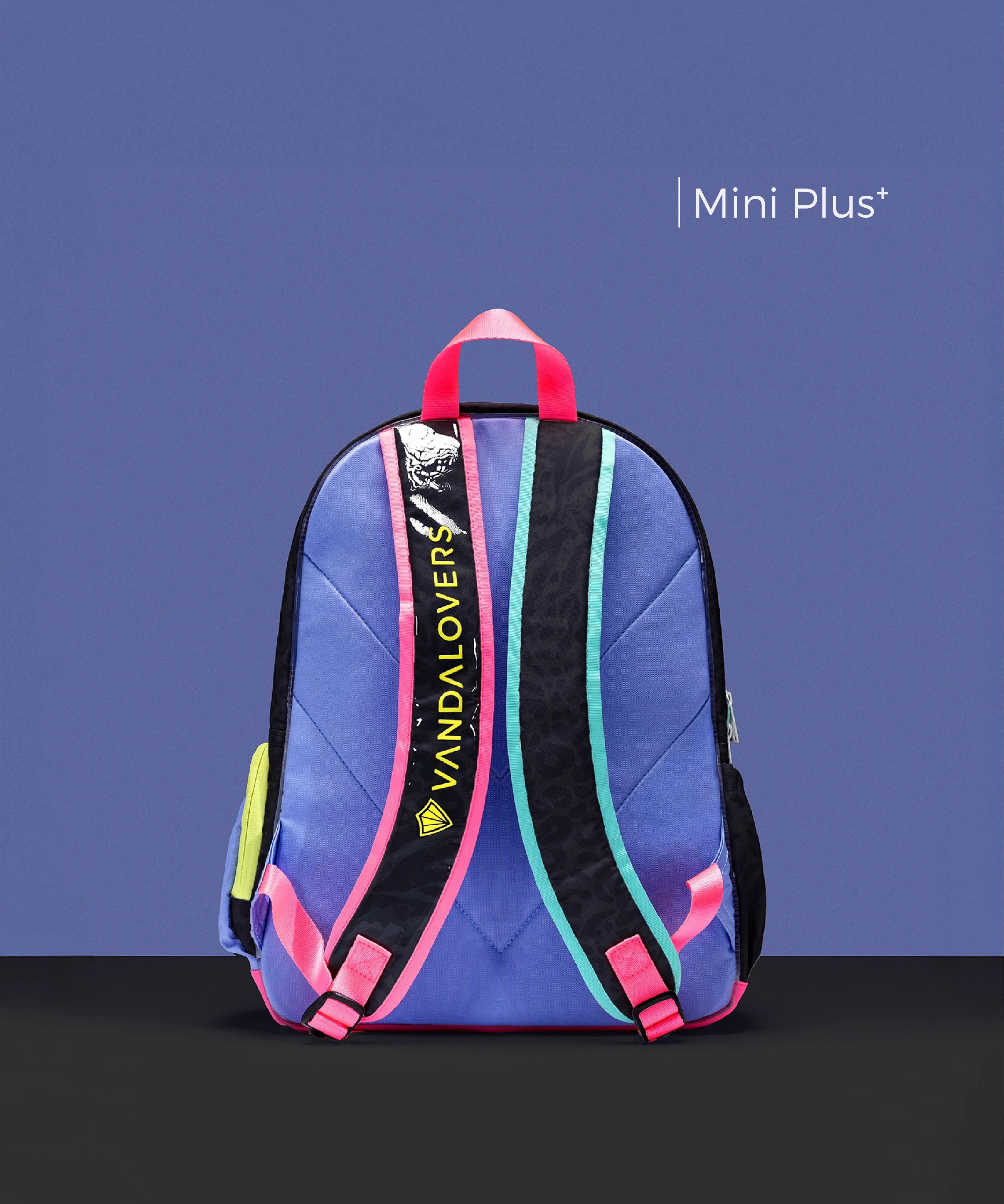 Mini-Plus-Nebula-Black-Violet-Fun-Respaldo.webp