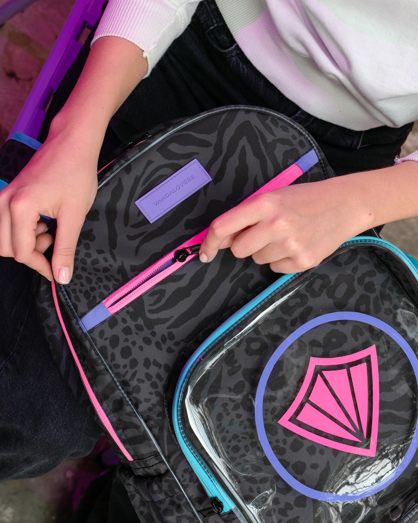 Morral Icon Nebula Black Violet PKAZ