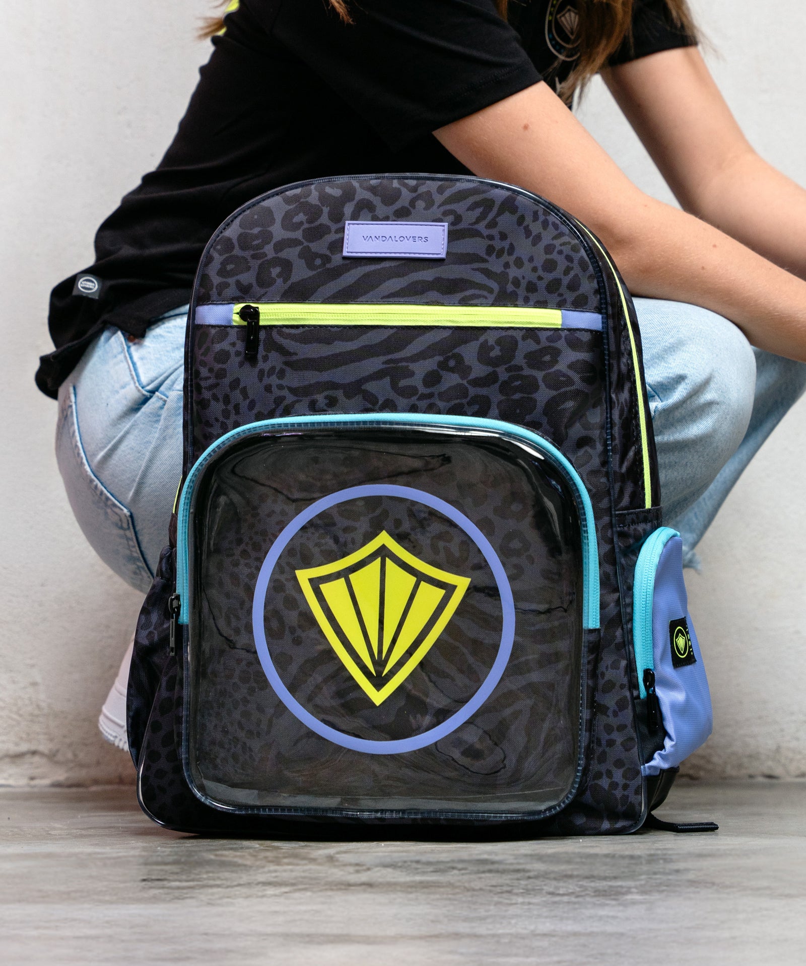 Morral-Icon-Nebula-Black-Violet-YWAZ-Mariana-2.jpg