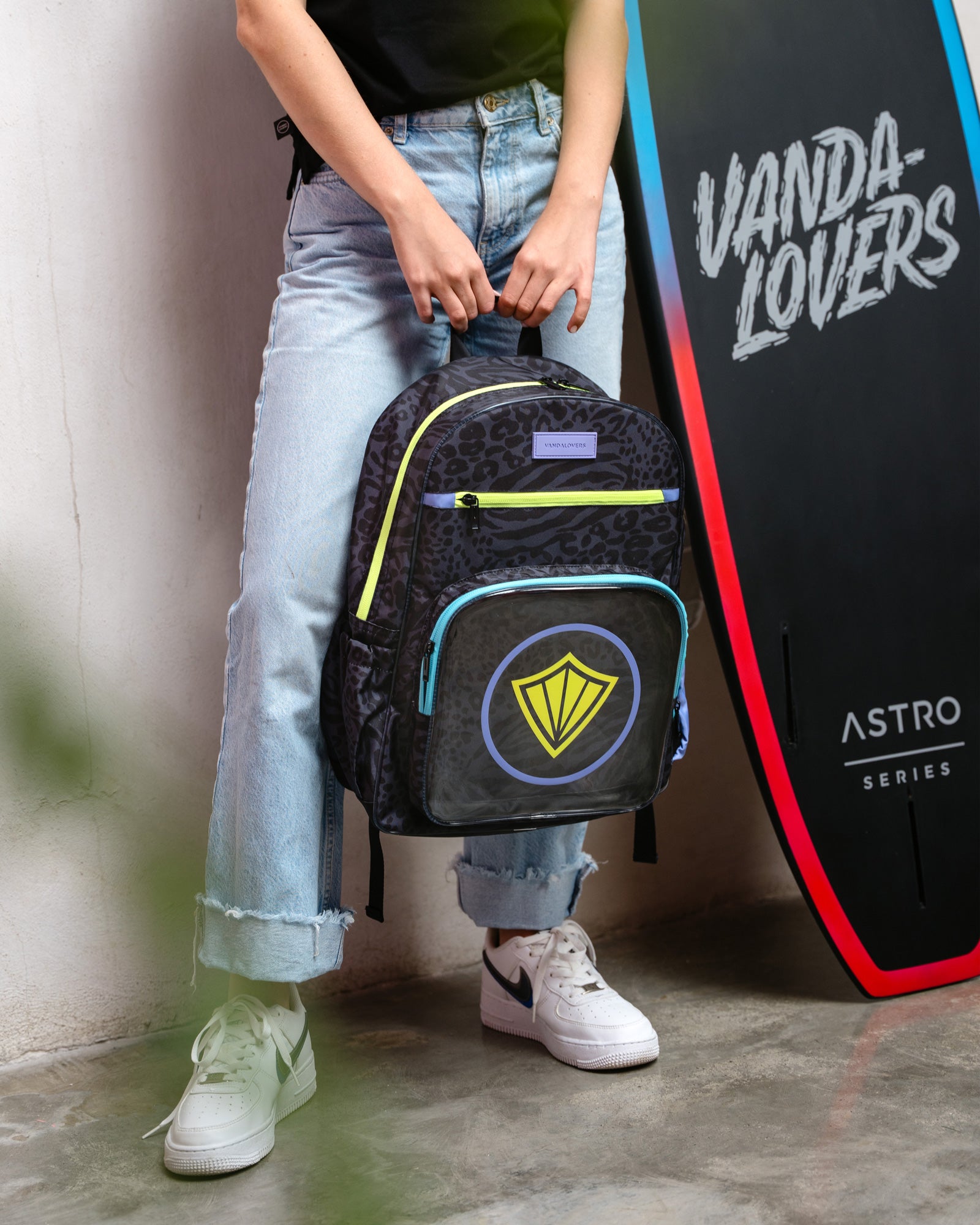 Morral Icon Nebula Black Violet AZYW