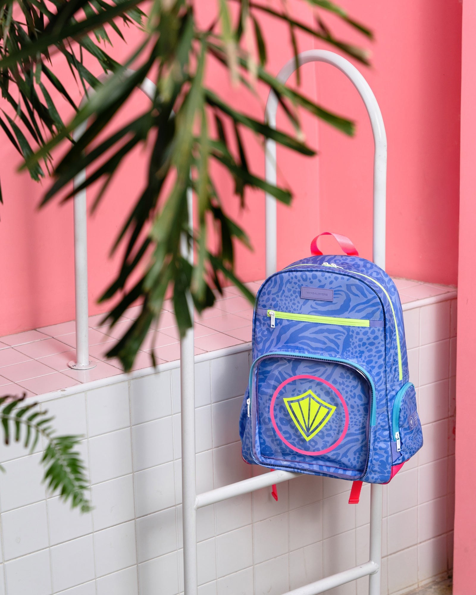 Morral Icon Nebula Violet 360