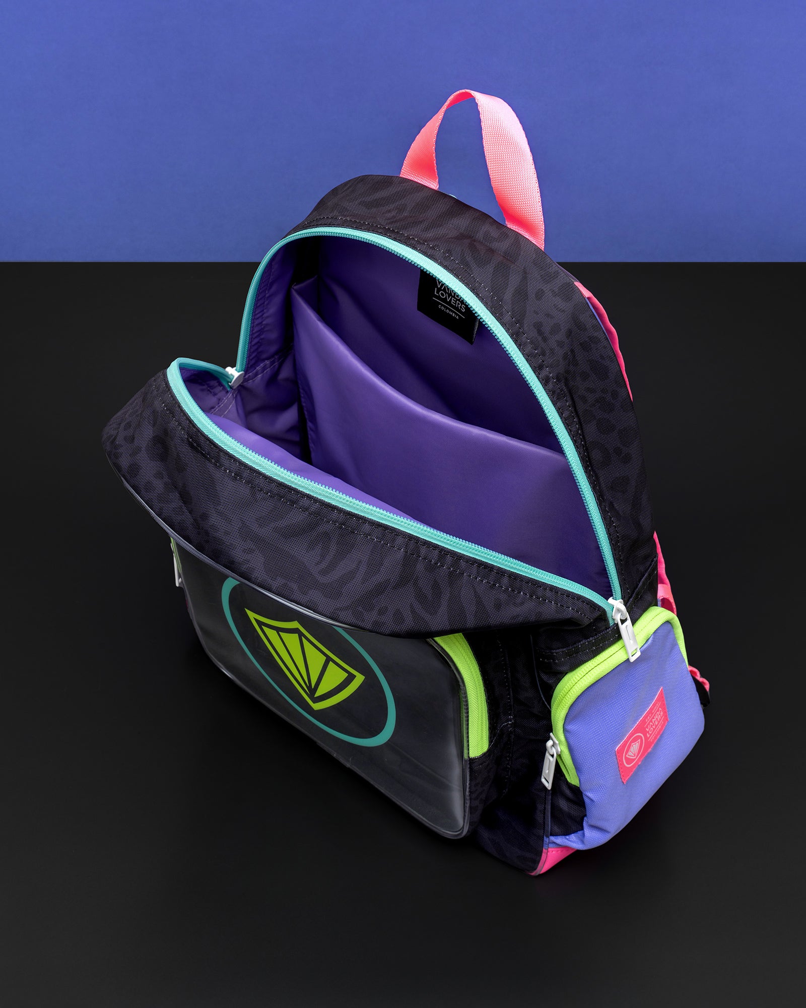 Morral-Mini-Plus-Icon-Nebula-Black-Violet-Fun-Detalle_d0970524-36c1-4029-9cd8-b66a97d65306.jpg