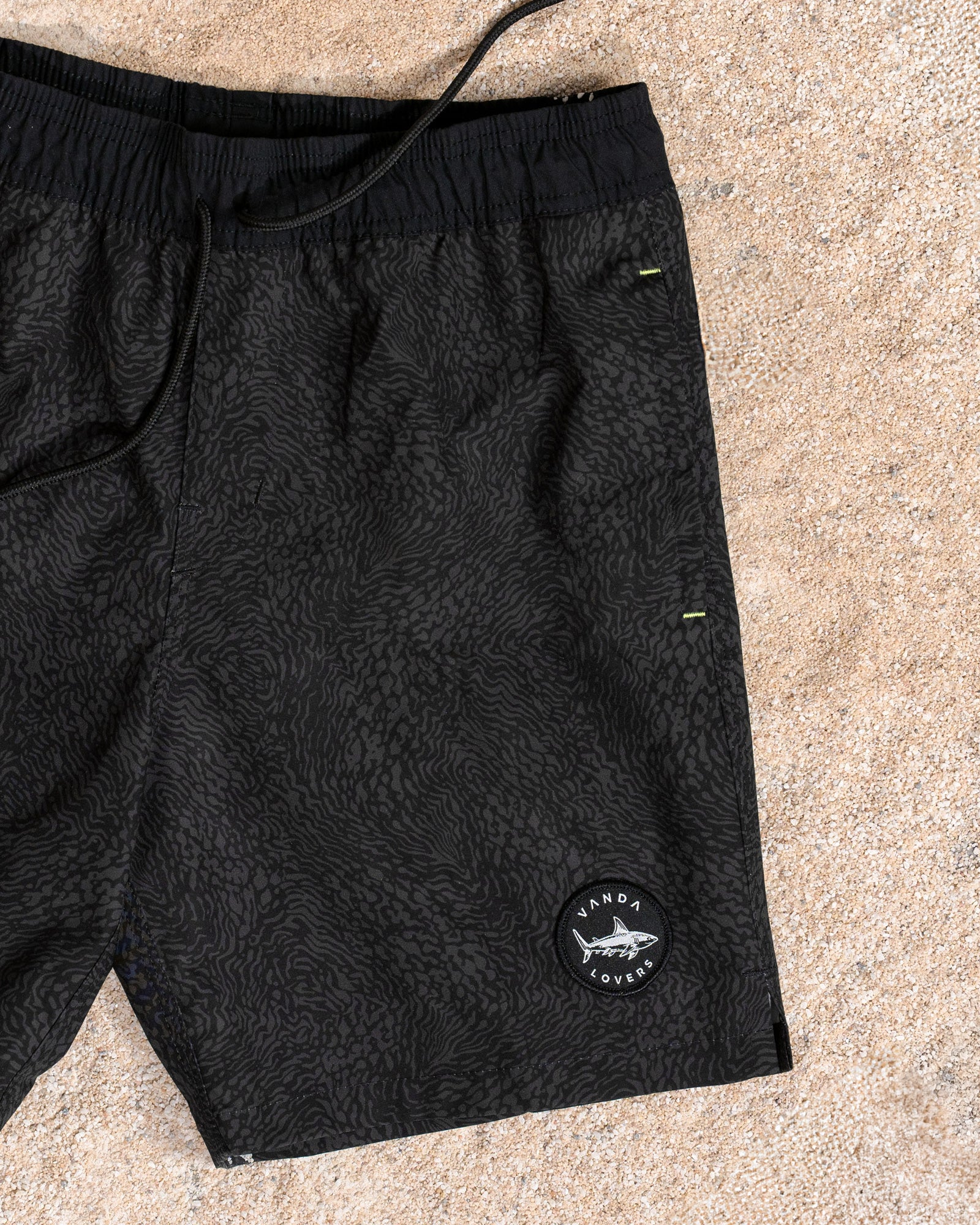 Pantaloneta Icon Shark Savage Black YW
