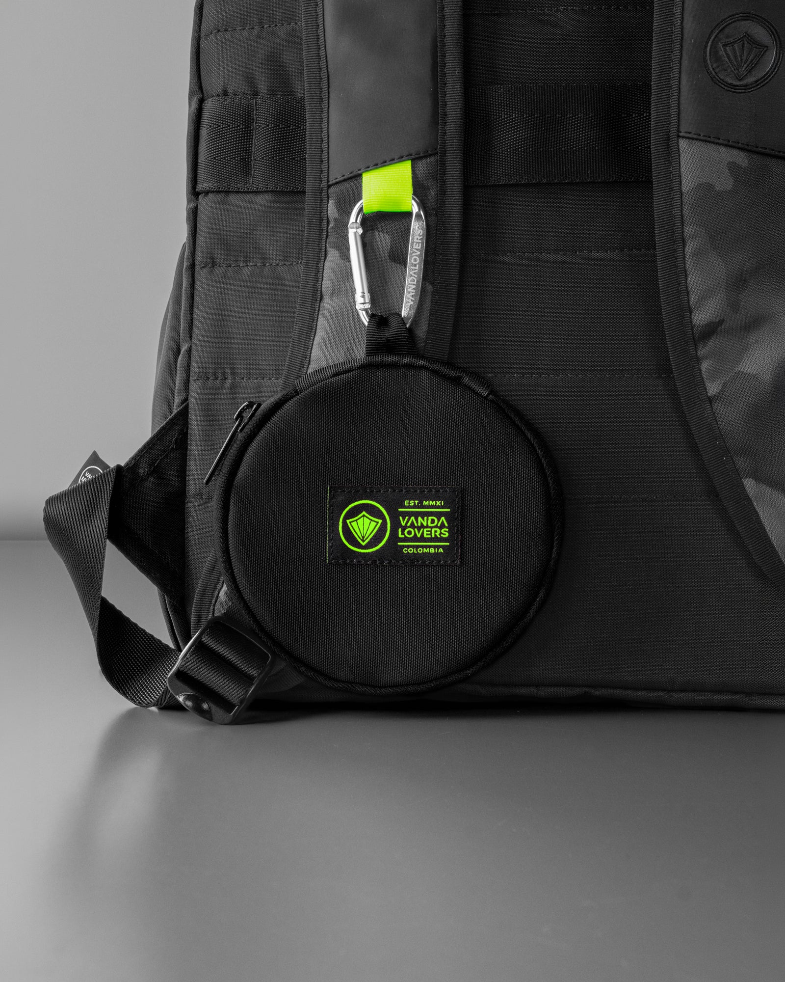 Portacables Black YW