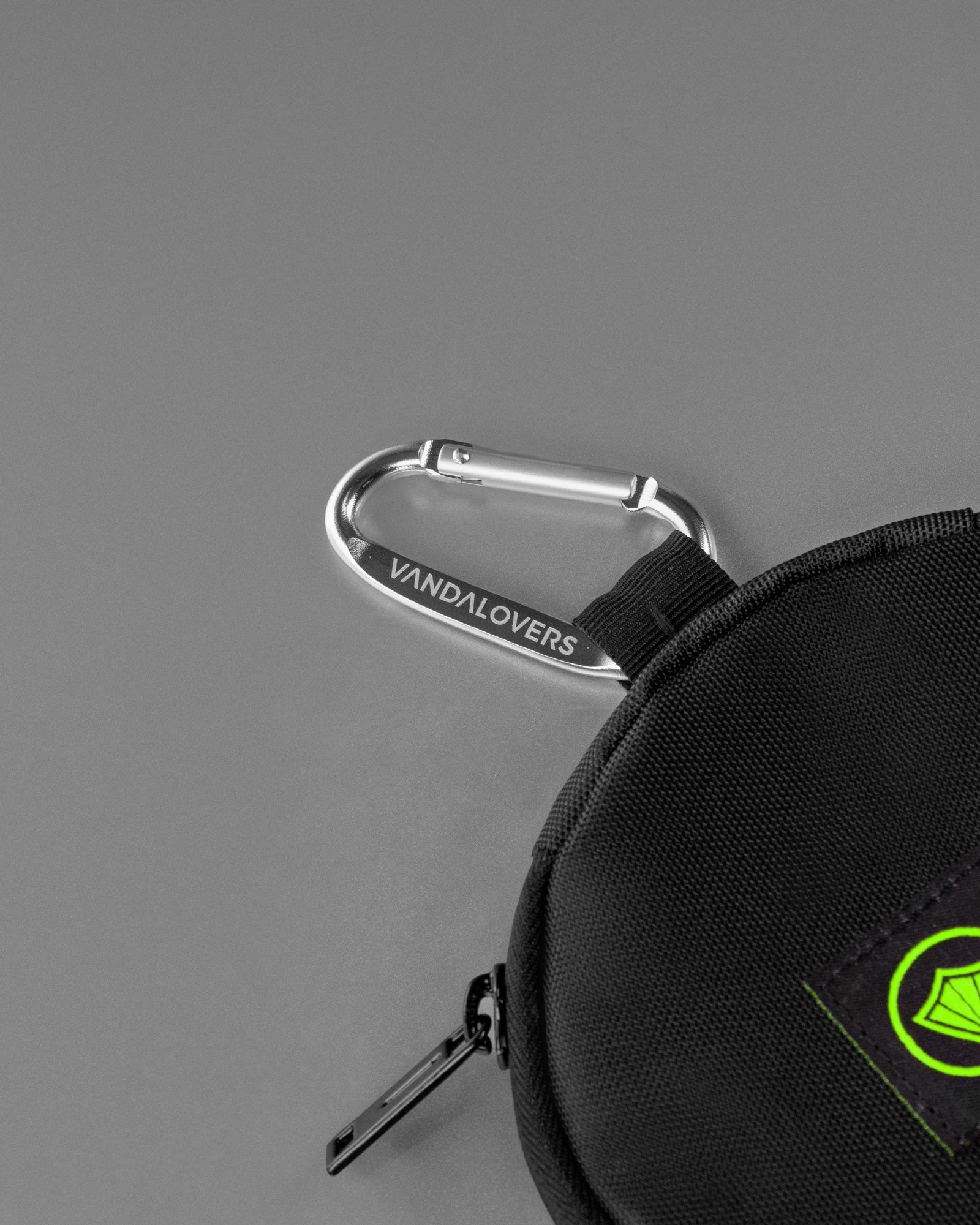 Portacables Black YW