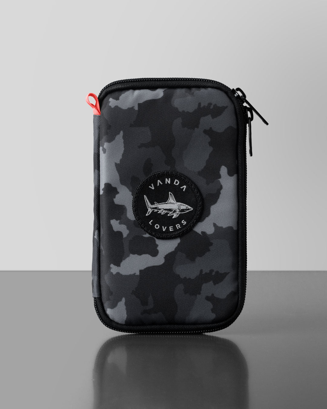 Portadocumentos-Shark-Camo-Sn-Frente.jpg